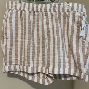 Old navy linen stripe pull on shorts